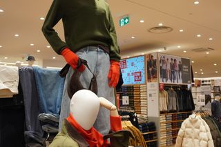 Sklep UNIQLO przy Marszałkowskiej w Warszawie po remoncie 10.2025