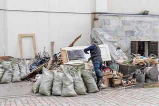 Ten kraj przygotowuje się na napaść Rosji. Każą ludziom sprzątać piwnicę. 300 km od granicy z Polską!