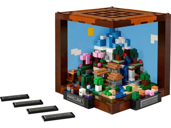 LEGO Minecraft 2024: Crafting Table