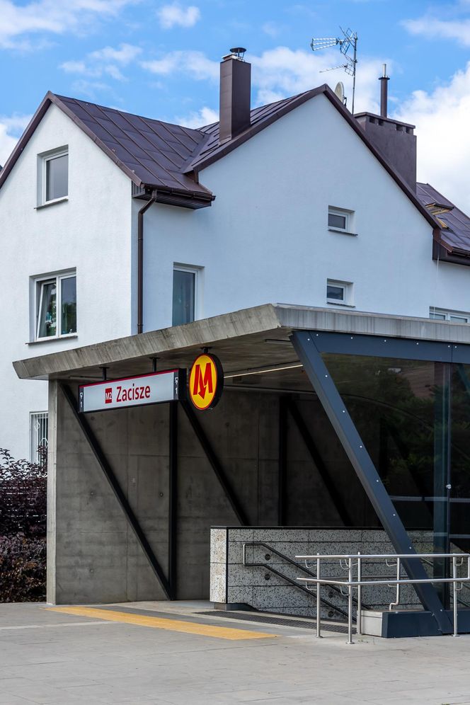 Okolice stacji metro Zacisze w Warszawie