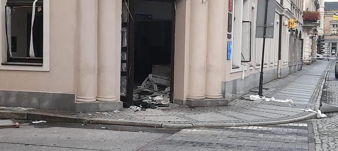 Eksplozja we Wschowie. W nocy wysadzono bankomat