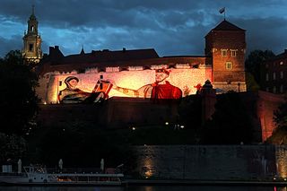 Turystyczny hit w Krakowie? Multimedialny spektakl obejrzysz na murach Wawelu