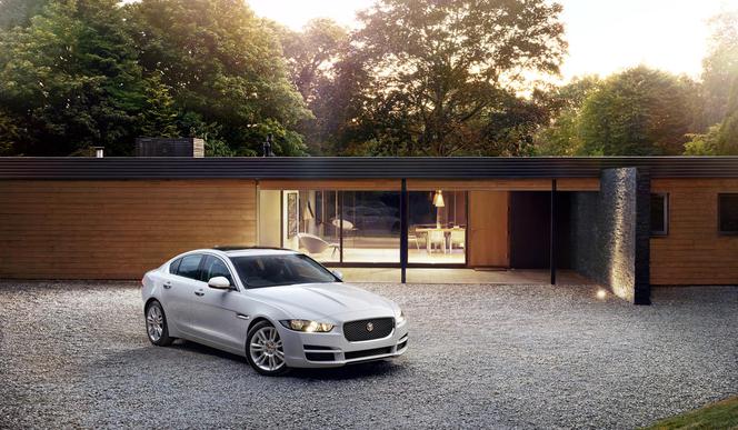 Jaguar XE 2015