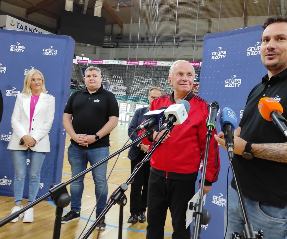 Podpisanie umowy sponsorskiej między Grupą Azoty S.A. i VOLLEY JEDYNKA Tarnów na sezon 2023/2024