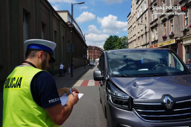 Siemianowice: Śmiertelne potrącenie na pasach. Wyrwało kobiecie nawet buty!