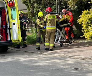 Dramat rodzinny w Piastowie? Córka zaatakowała swoją mamę. Nieoficjalnie: ugodziła ją nożem