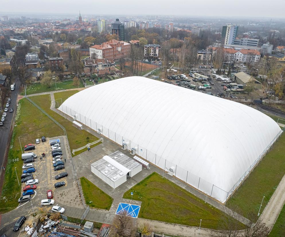 Hala sportowa w Zabrzu zawaliła się przez śnieg. Jakie są najnowsze ustalenia śledczych? 