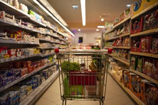 Pierwszy sklep Dino w Warszawie. Budowa idzie pełną parą. Wiemy, gdzie powstaje nowy market