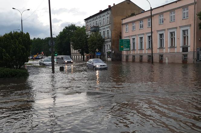 Woda stała na wielu gorzowskich ulicach.