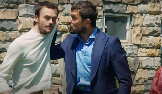 Porywacz Ragip znów zasadza się na Melis i Zeynep.