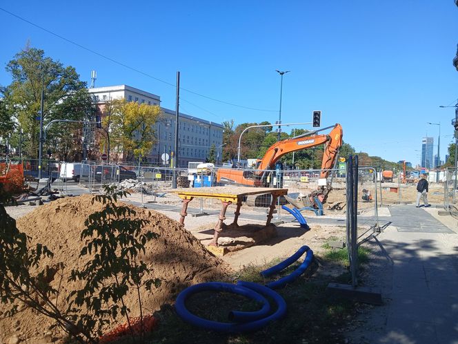 Budowa tramwaju na ul. Rakowieckiej w Warszawie
