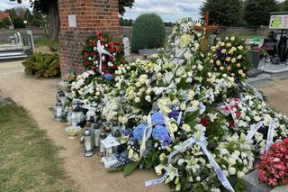 Przejmujący widok na grobie Jakuba Pracharczyka. 20-latek zginął w katastrofie awionetki