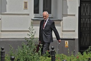 Chodzi bo nie może jeździć