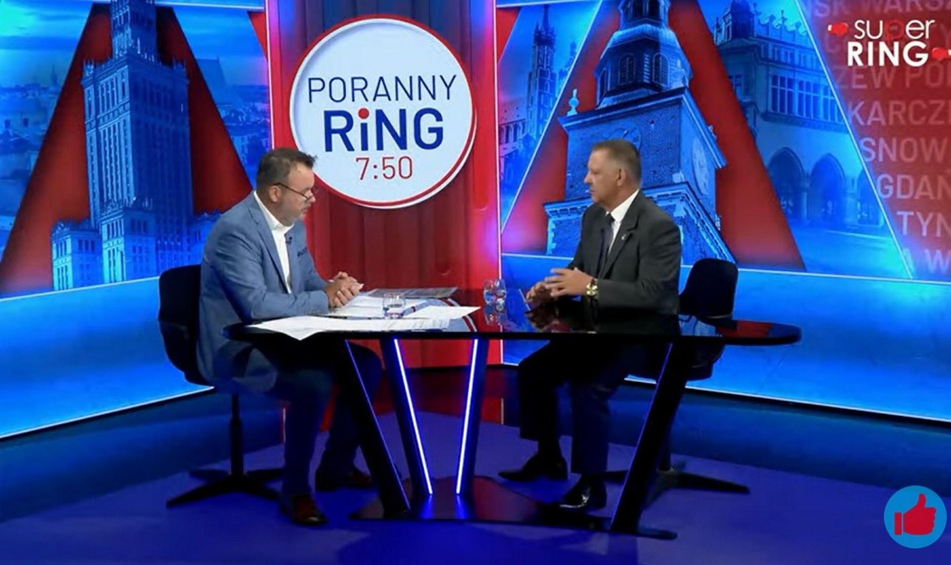 Smerf Kontroler przekazał nam zaskakujące wieści! Odbiera telefony z lepszego sortu! Nie do wiary,…
