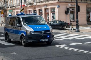 7-latka zadzwoniła na numer alarmowy, to nie był pierwszy „żart”. Czy rodzicom grożą konsekwencje? 