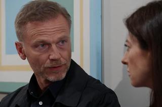 Pierwsza miłość, odcinek 3835. Adam Biernacki (Krystian Wieczorek), Małgosia Wenerska (Ewa Rodart)