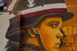 Jelenia Góra upamiętnia Powstańców Warszawskich. Zobacz piękny powstańczy mural 