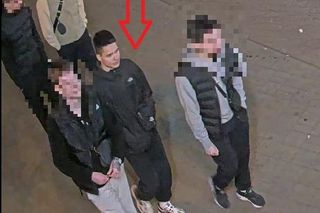 Pilny apel wrocławskiej policji. Opublikowano wizerunek mężczyzny, który może mieć związek z pobiciem na pl. Strzegomskim 