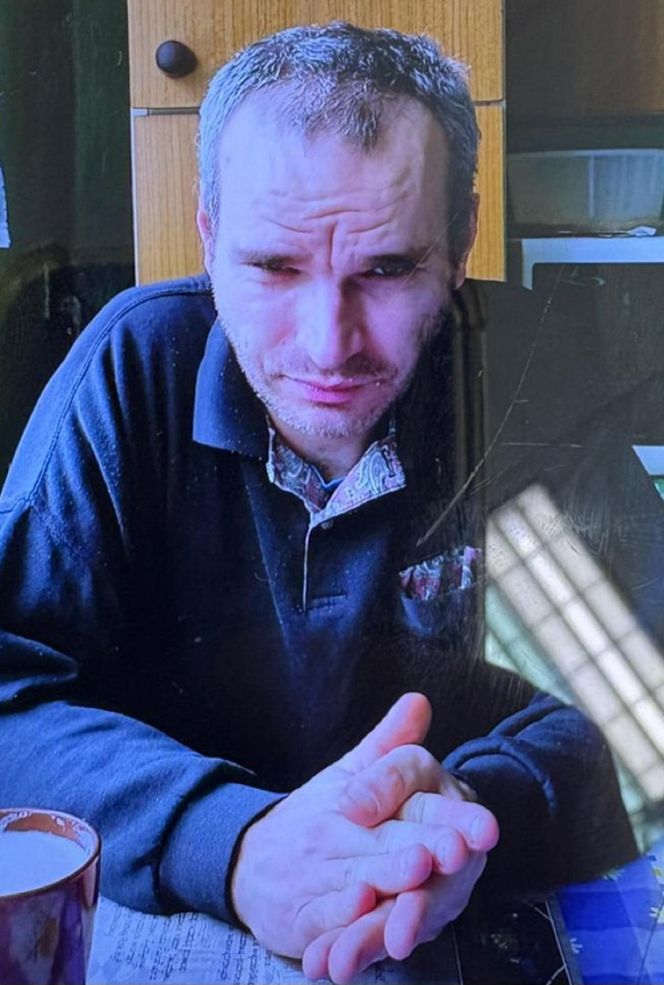 Zaginął Janusz Jagieła. Policjanci proszą o pomoc w poszukiwaniach 42-latka z Mazańcowic