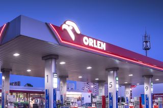 Poważna pomyłka na stacji paliw Orlen. Olej napędowy w zbiorniku z benzyną 95