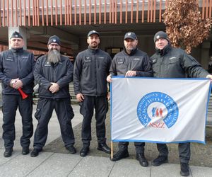 Protest służb mundurowych w Gdańsku! Na miejscu kilkuset funkcjonariuszy z Pomorza 