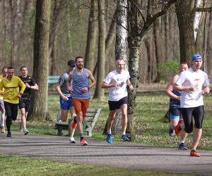 Parkrun Katowice. Wielkanocne bieganie w Parku Kościuszki