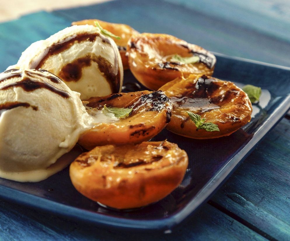 owoce pieczone w miodzie