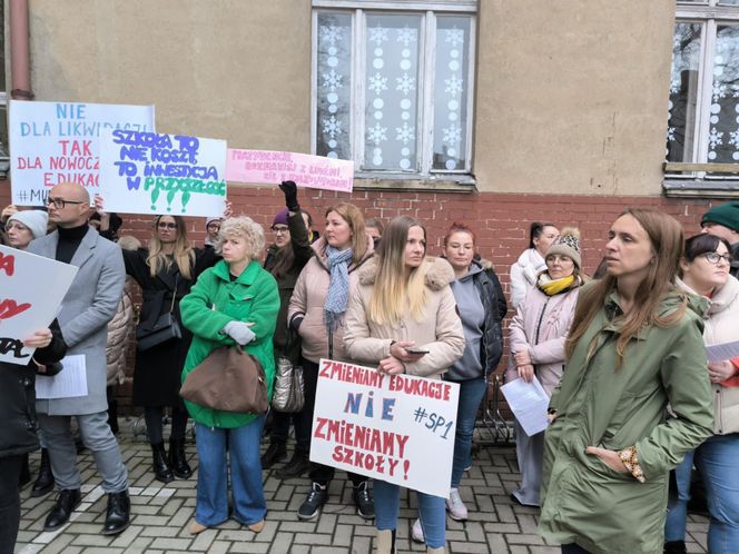 Prezydent Leszna w Szkole Podstawowej nr 1. w Lesznie