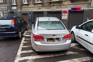 Mistrzowie parkowania w natarciu. Wolna amerykanka w wykonaniu kierowców z Wrocławia 