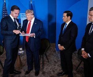 Donald Trump i Marka Rutte na szczycie NATO w Hadze