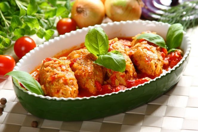 Gołąbki wegetariańskie bez zawijania: przepis na pyszne bezmięsne danie