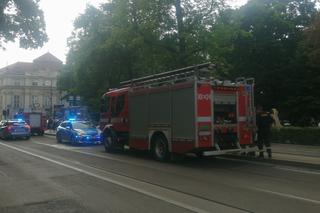 Kobieta wpadła pod tramwaj. Dramatyczny wypadek w centrum Krakowa