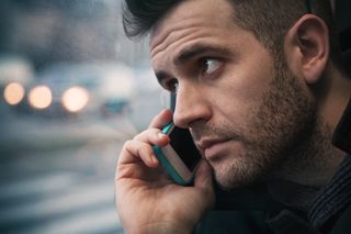 Zadzwonił na 112 i usłyszał groźby. Następnym razem po prostu odwrócę głowę
