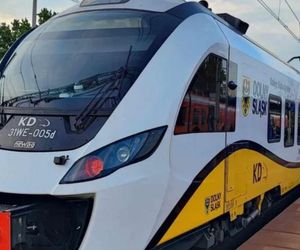 Pociągiem z Wrocławia nad morze w 5 godzin. Wraca hitowe połączenie Kolei Dolnośląskich 