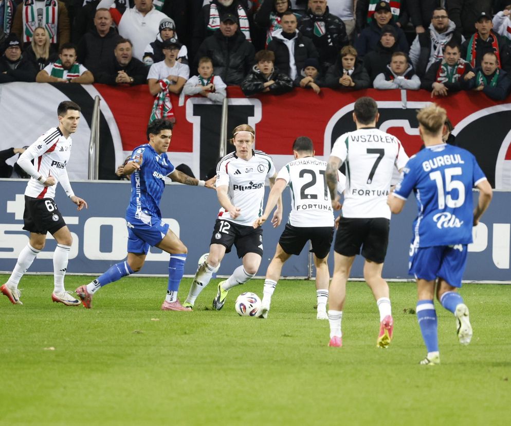 Legia Warszawa - Lech Poznań: Zdjęcia kibiców z klasyku i 13. kolejki PKO BP Ekstraklasy