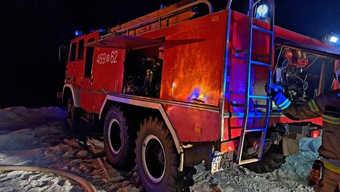 Podczas gaszenia pożaru wybuchła butla z gazem