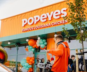Czekali na to nawet 10 godzin! Szaleństwo na otwarciu Popeyes w Częstochowie