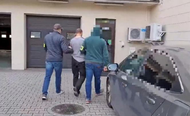 Gigantyczna akcja stołecznej policji. Ruszyli po poszukiwanych przestępców, zatrzymali ponad 100 osób!