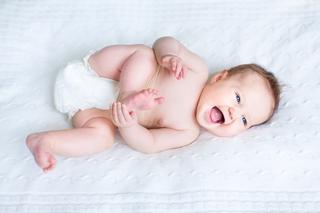 Pieluszki jednorazowe – jak wybrać pieluszki dla niemowlaka, o czym pamiętać przy wyborze?