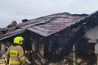 Tragiczny pożar domu w Grudziądzu! Nie żyje 52-latek [ZDJĘCIA]
