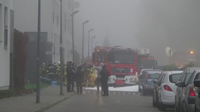 Pożar aut w garażu podziemnym przy ul.Górczewskiej w Warszawie