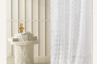 Firany do pokoju dziewczynki