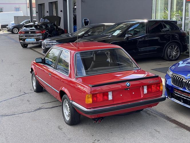 BMW serii 3 E30 za ponad pół miliona złotych