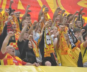 Korona Kielce - Ruch Chorzów. Zdjęcia kibiców na Suzuki Arenie