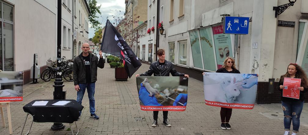 Fundacja VIVA protestuje w Lesznie