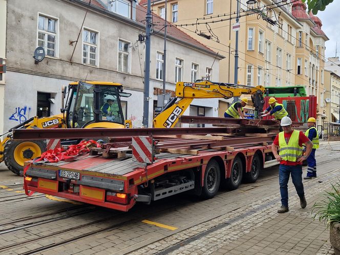 Utrudnienia dla pasażerów. Ulica Gdańska bez tramwajów