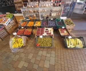 Jesień wkracza na targowiska w Rzeszowie. Kupisz już grzyby, dynie, orzechy i inne przysmaki!