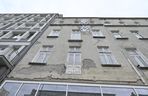 „To co robi miasto, to skandal”. Warszawa sprzedaje zabytkową kamienicę w centrum za grube miliony