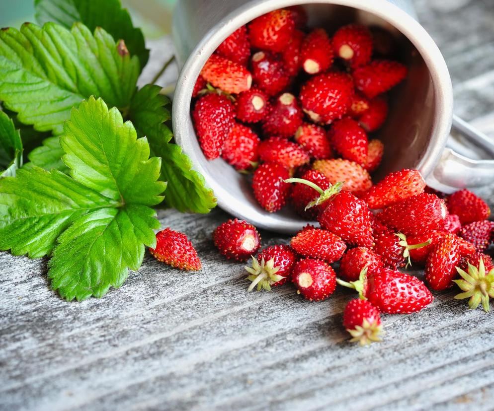 Sezon na poziomki jest krótki. Wykorzystaj go dla odporności, serca i zdrowej skóry