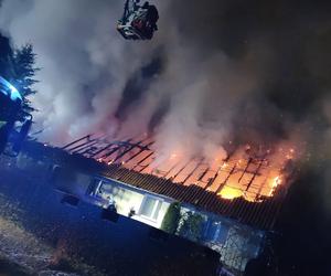 Szeplerzyzna: Pożar domu wielorodzinnego. 6 rodzin bez dachu nad głową